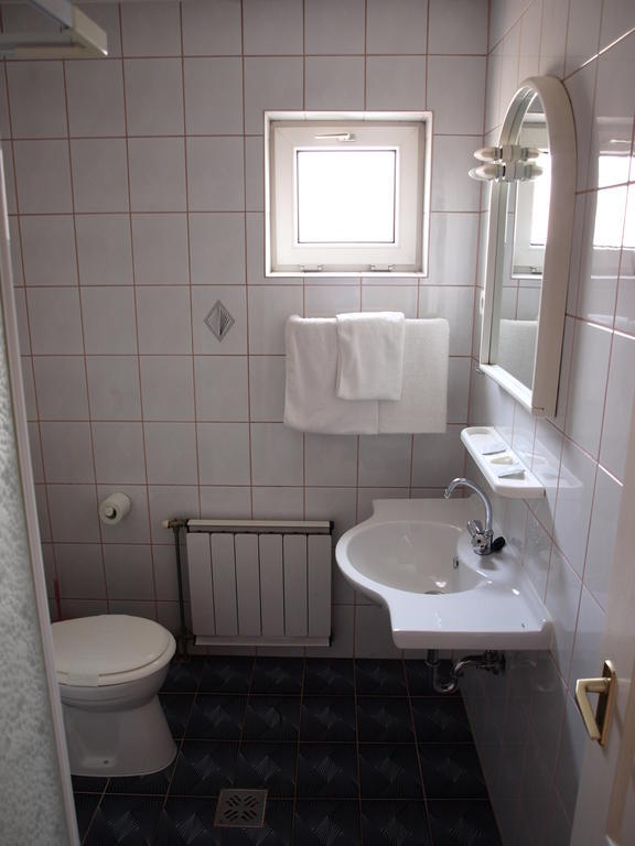 Bed and Breakfast Angela Panzio Berettyóújfalu Zimmer foto